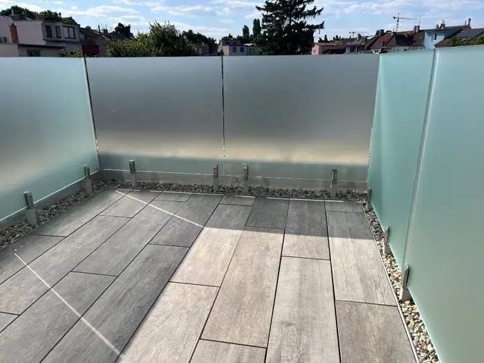 Další naše reference — sklenářská realizace SKLOMONT, fotografie 6