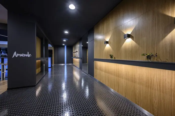 Hotel Amande Hustopeče — sklenářská realizace SKLOMONT, fotografie 35