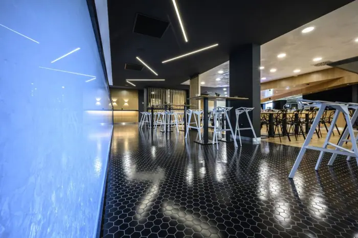 Hotel Amande Hustopeče — sklenářská realizace SKLOMONT, fotografie 51